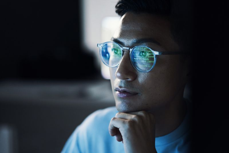 Debunking the Myth: Do Blue Light Glasses Really Improve Your Sleep?