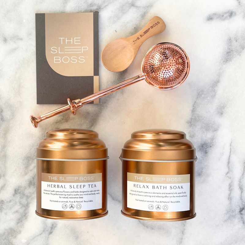 Herbal Sleep tea and Relaxing magnesium bath soak in a set