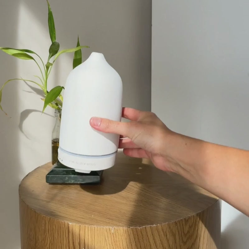 a video on How to set up the ultrasonic diffuser
